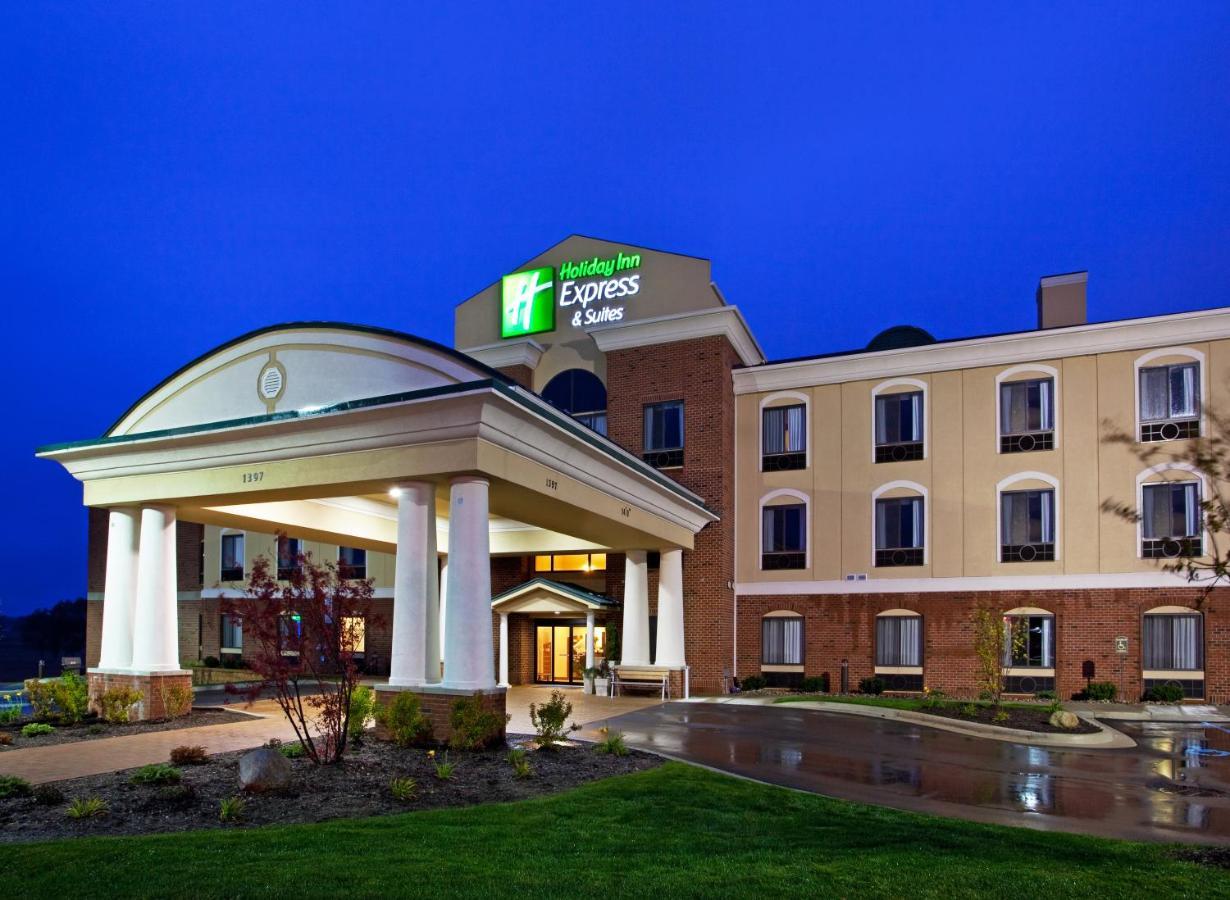 Holiday Inn Express And Suites Detroit North-Troy By Ihg Bagian luar foto