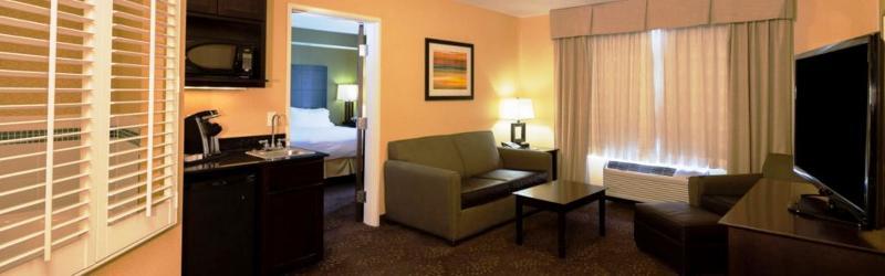 Holiday Inn Express And Suites Detroit North-Troy By Ihg Bagian luar foto